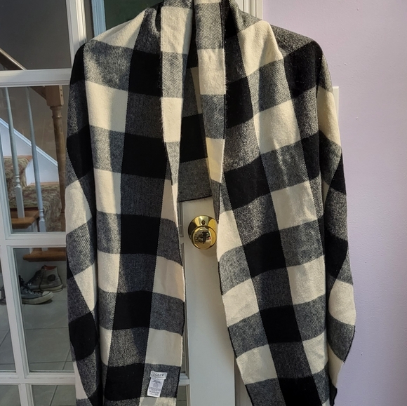 J. Crew Accessories - Like new JCrew plaid scarf/wrap